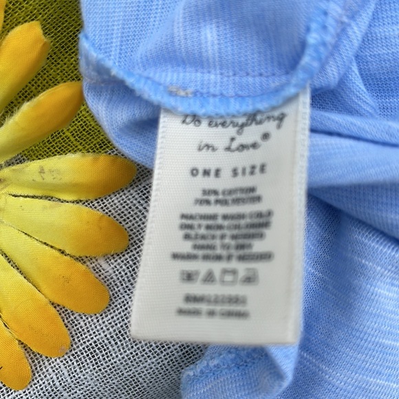 🌺 Do Everything in Love; Baby Blue Slight Cropped S/S Top w/Tie Front; Sz. XL! - Picture 10 of 10